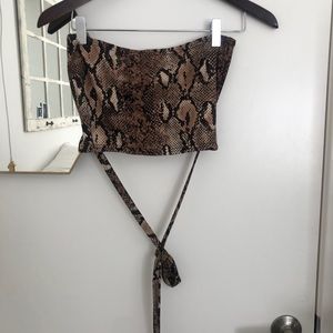 Tube top with tie at waist